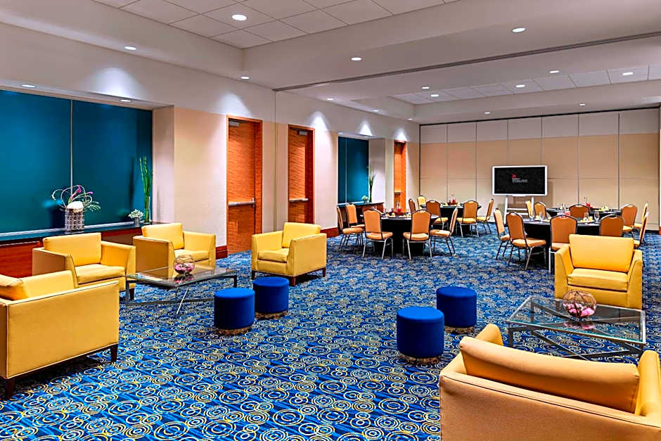 Montreal Airport Marriott In-Terminal Hotel