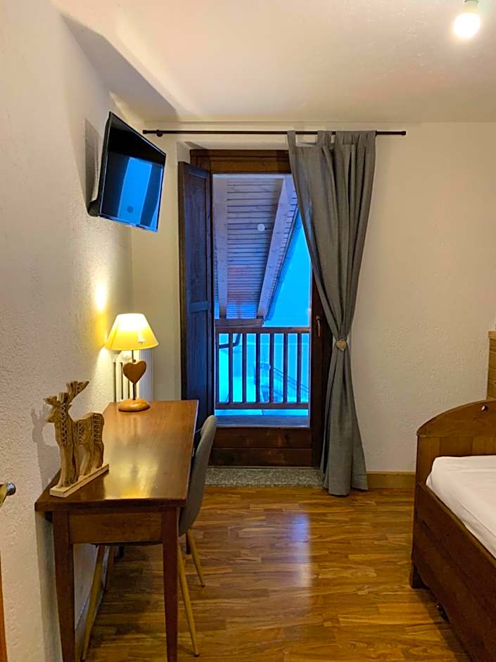 Hotel Coeur Du Village