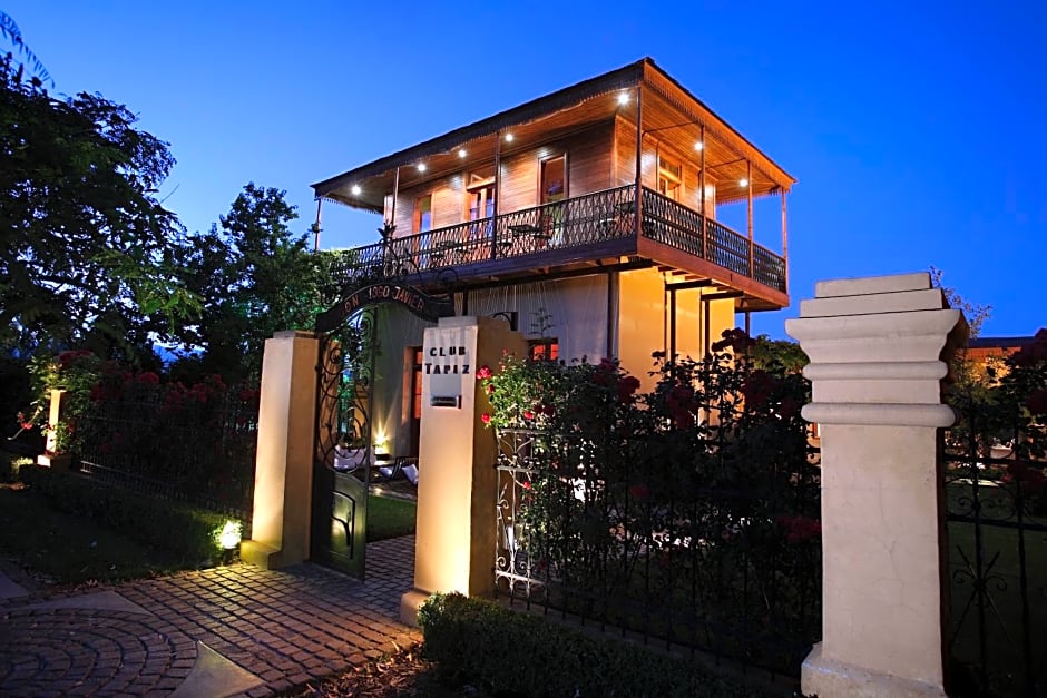 Club Tapiz