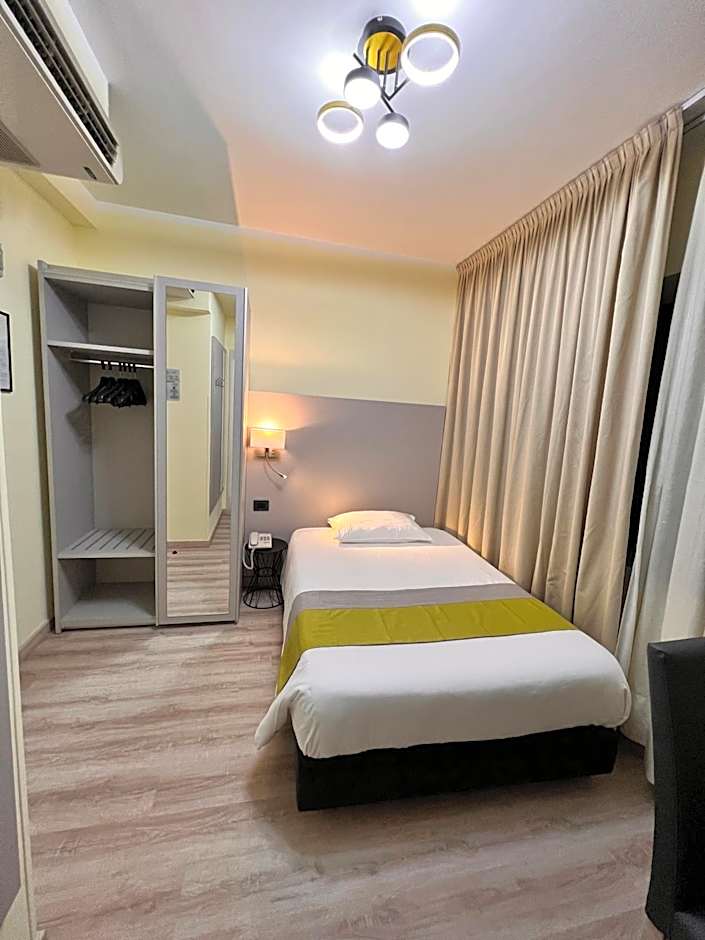 Hotel Aurora