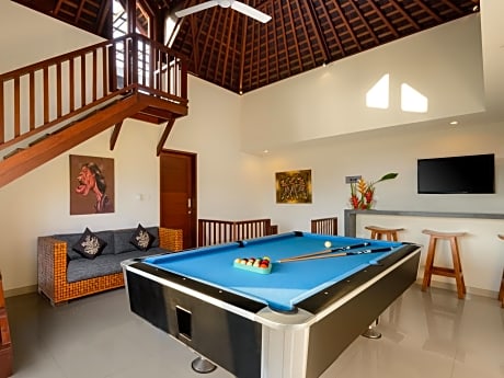 Cendana Villa with Private Pool