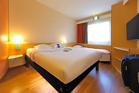 Double Room with One Double Bed