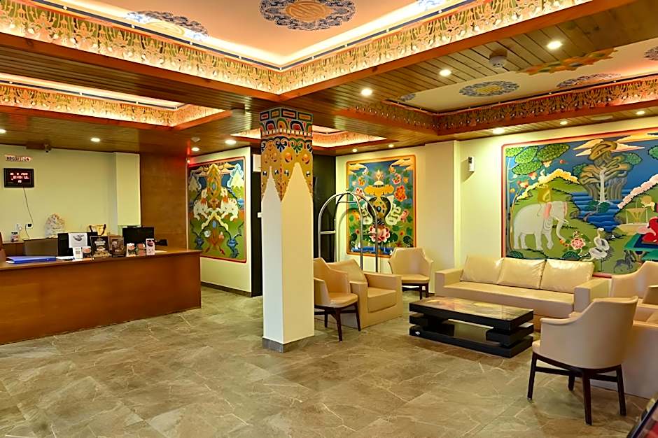 Hotel MMR Manor MG Marg