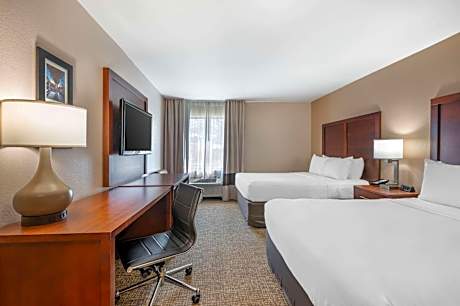 Queen Room with Two Queen Beds - Accessible/Non-Smoking
