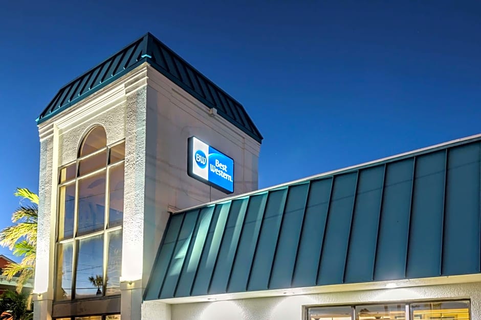Best Western Cocoa Beach Hotel & Suites