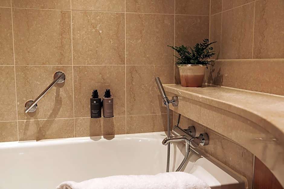 Donnington Valley Hotel, Golf & Spa