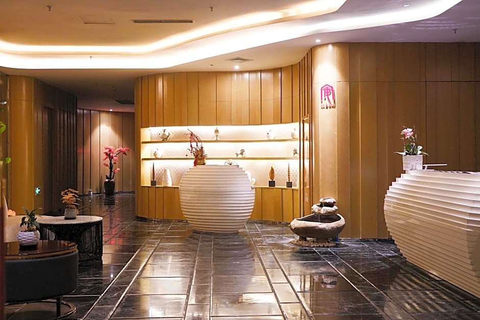 Crowne Plaza Dalian Sports Center by IHG