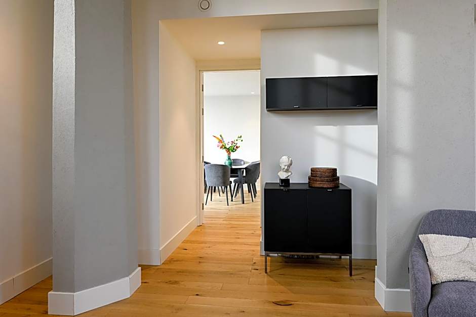 12A, Luxury & Unique, Cinema, Terrace, Stunning View, Central Location!