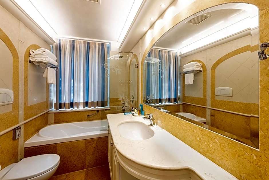 Byblos Art Hotel Villa Amistà