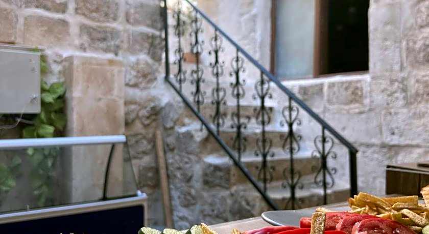 Mons Masius Boutique Hotel Teras