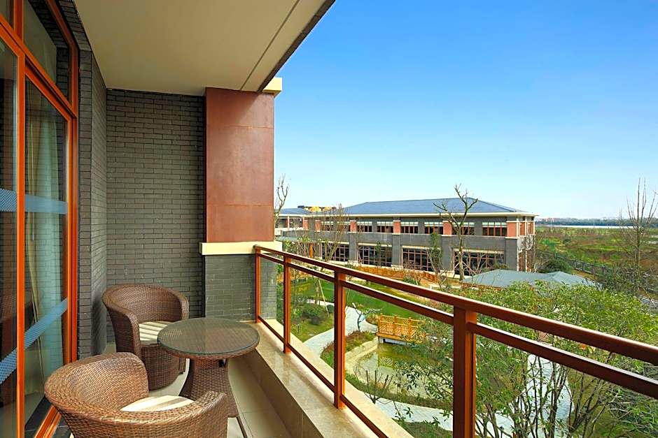 Four Points by Sheraton Chengdu, Anren