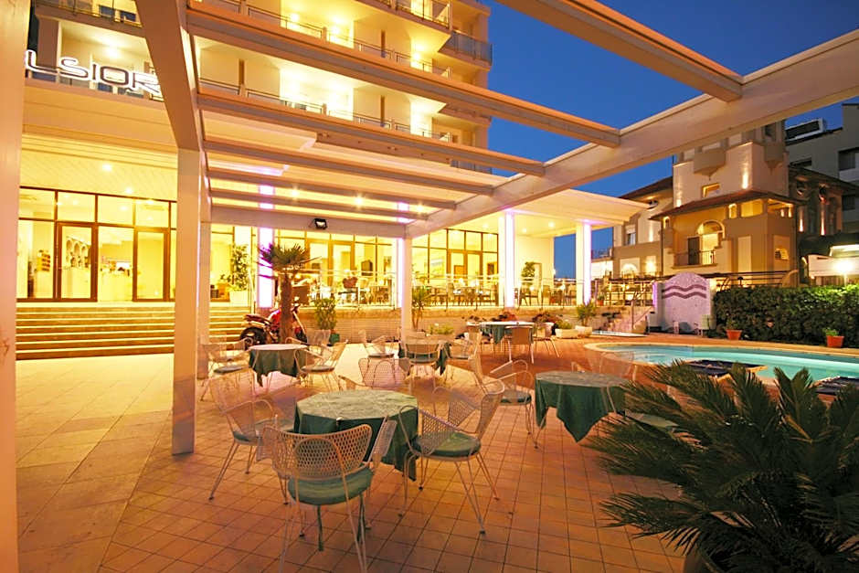 Hotel Excelsior