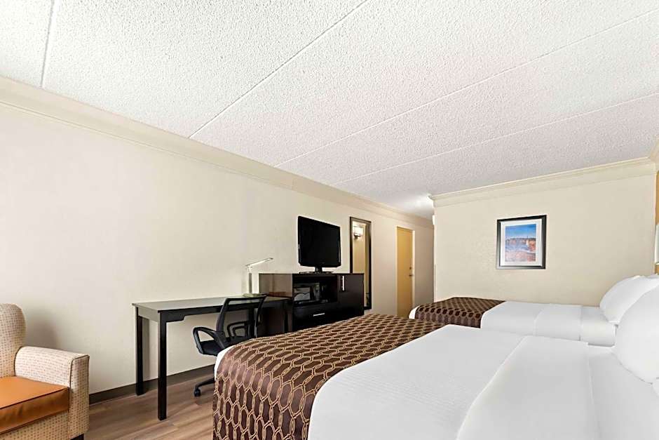Best Western Riverside Inn