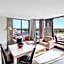 Oaks Adelaide Horizons Suites
