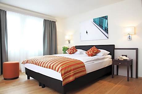 Studio Penthouse Apartment