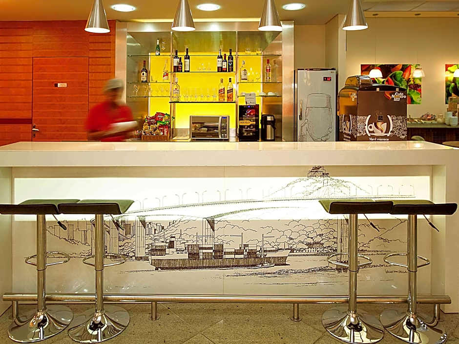 ibis Vitoria Praia de Camburi