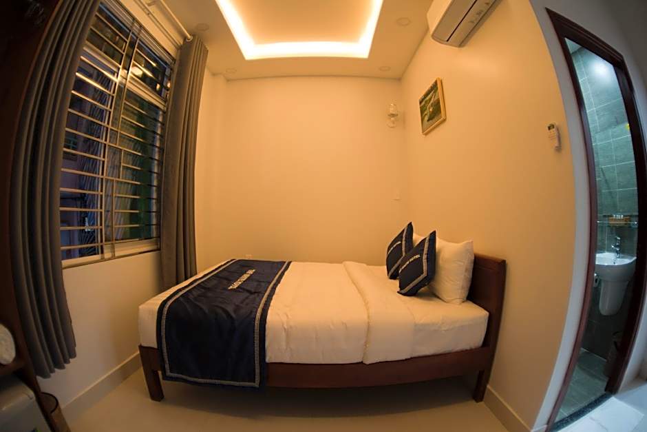 The white guest house