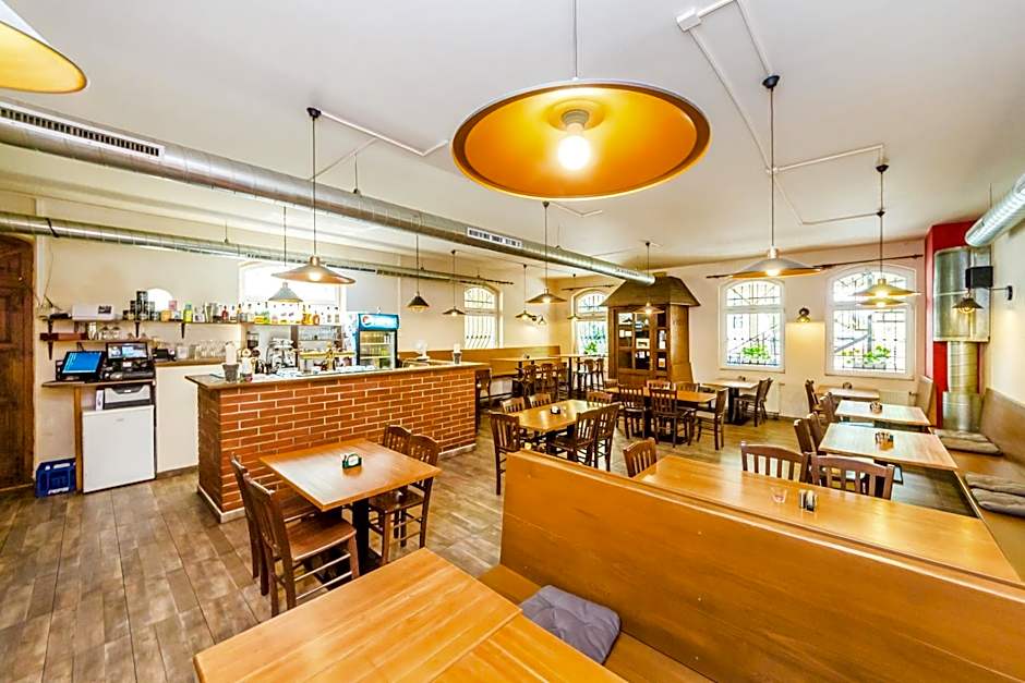 Nová Hospoda - Hotel & Restaurant