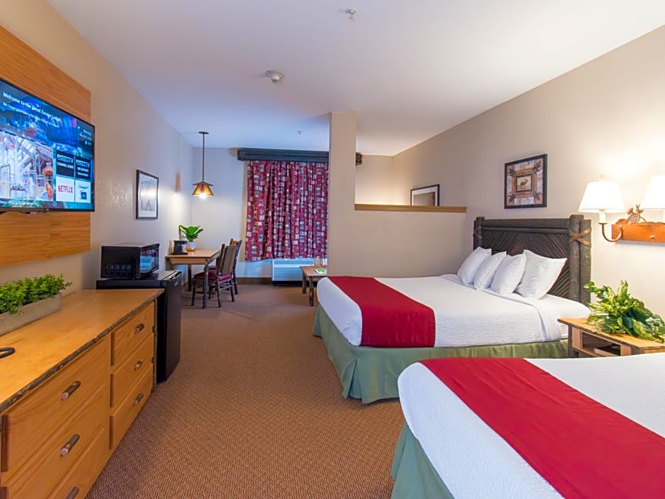 Six Flags Great Escape Lodge & Indoor Waterpark
