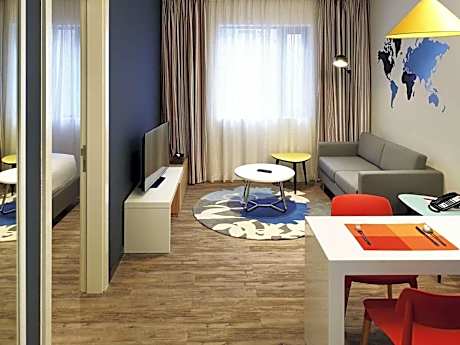 Studio with 1 King Bed