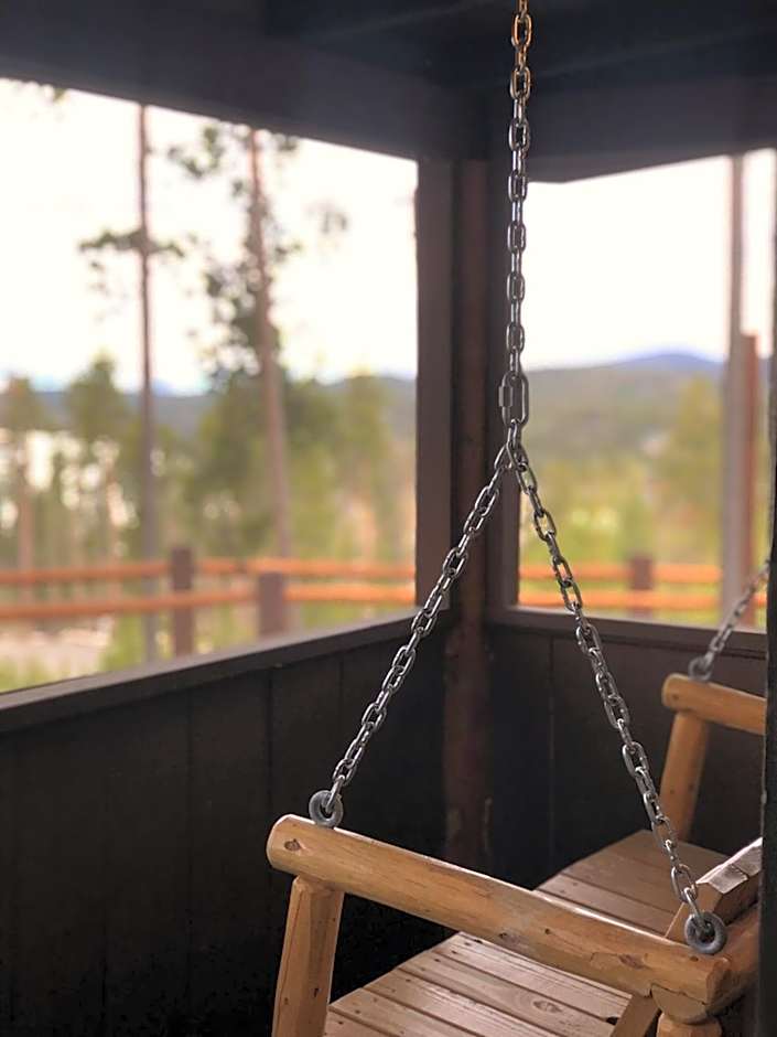 Grand Lake Lodge