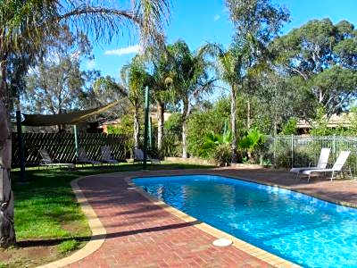 Sportslander Motor Inn