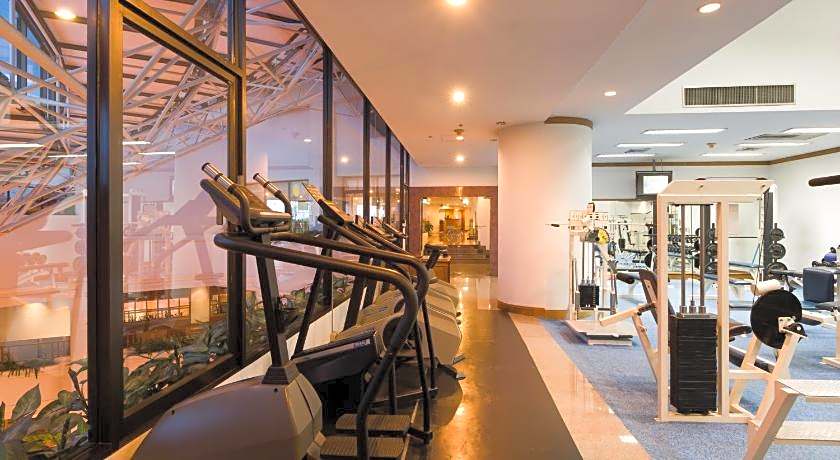 Montien Riverside Hotel