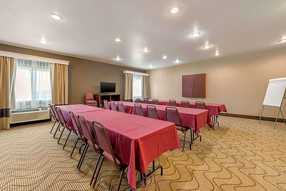 Comfort Inn Warren I-69