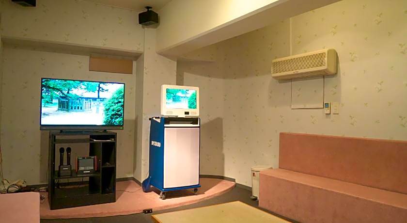 Wisterian Life Club Atami