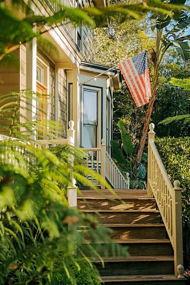 Simpson House Inn
