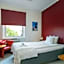 Port Hotel