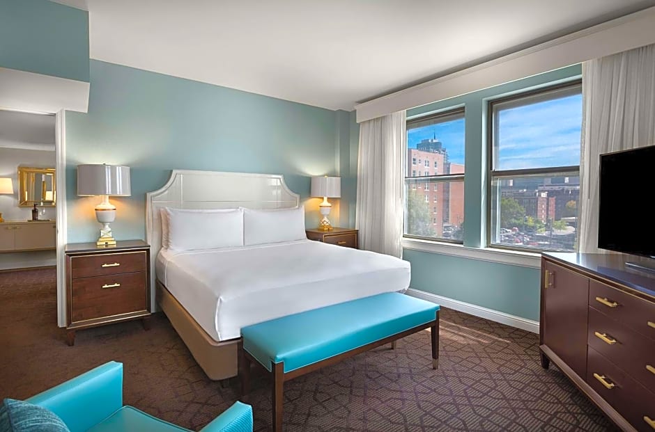 The Royal Sonesta Chase Park Plaza St. Louis