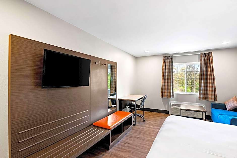 Econo Lodge Bethel - Danbury