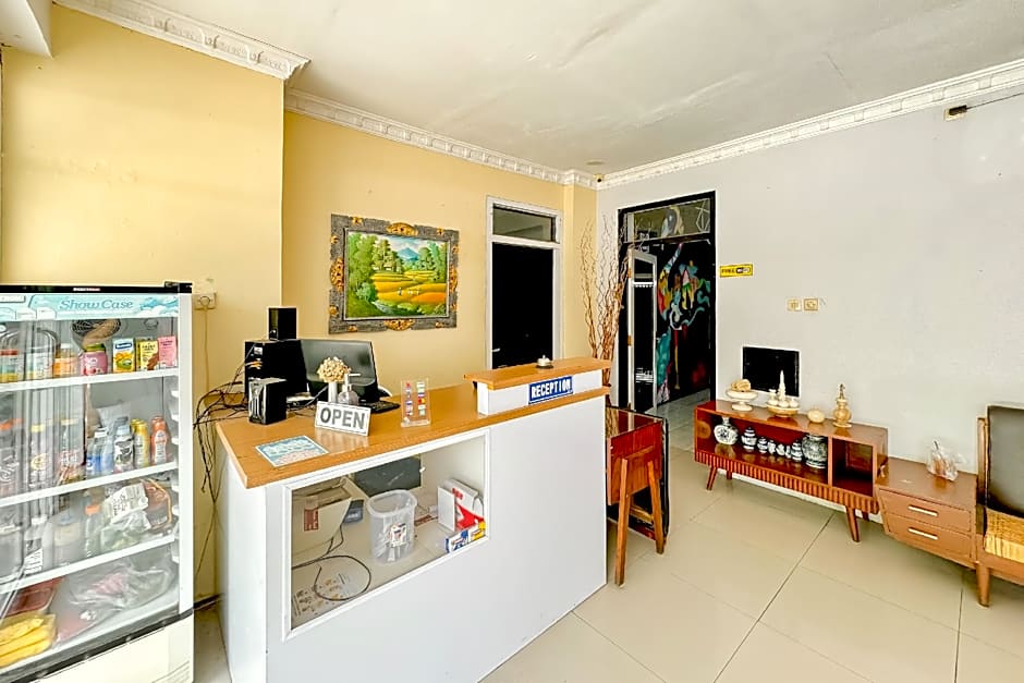 Perdana Kasih Hotel Pemuda Klaten Mitra RedDoorz