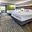 Holiday Inn Express Hotel & Suites Crossville By IHG