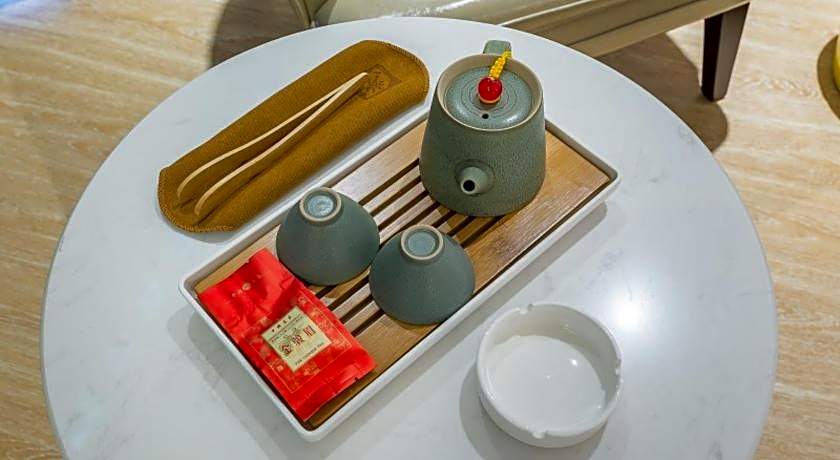 GreenTree Eastern Xuzhou High Speed Railway Station Square Yindi Automobile Market Hotel