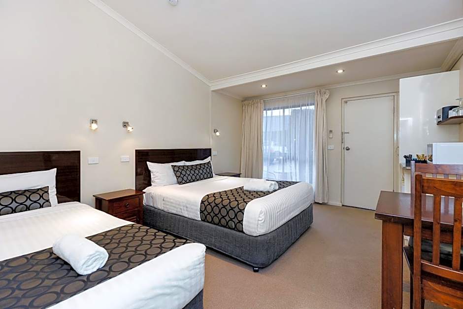 Amaroo Motel Tumuts Best Accommodation