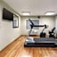 La Quinta Inn & Suites by Wyndham Chicago Tinley Park