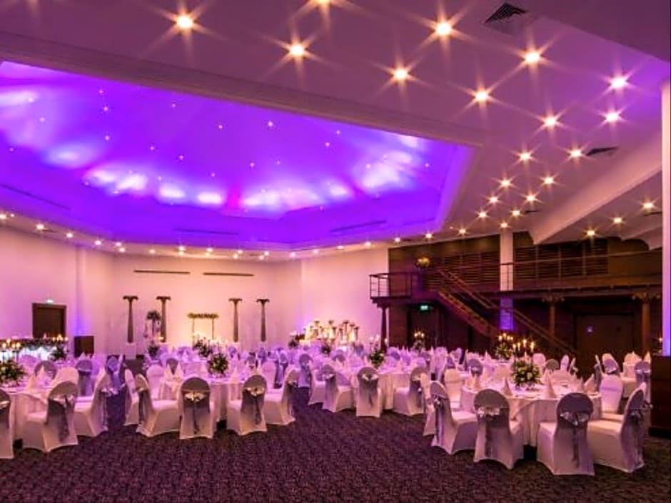 Tangerine Beach Hotel