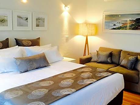 Luxury King Suite with Spa Bath