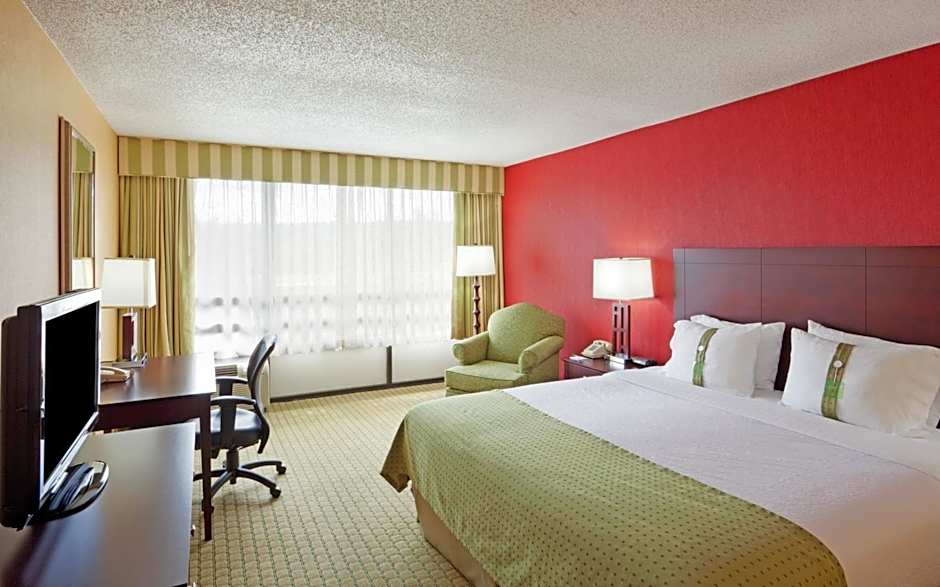 Holiday Inn Hotel & Suites Nashua – Nashua, NH