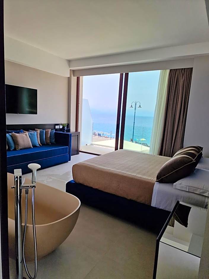 Ngonia Bay Boutique Hotel