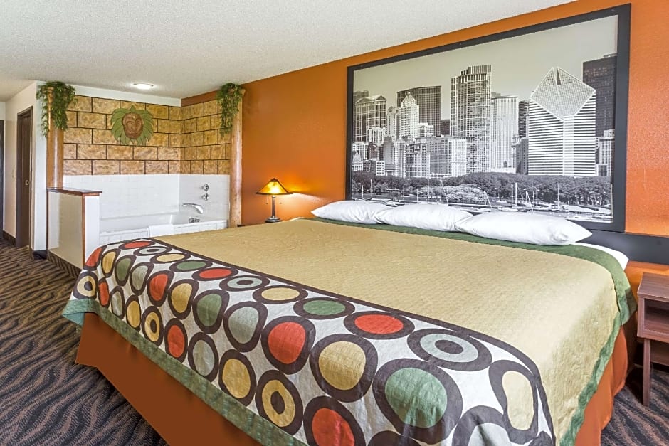 Super 8 by Wyndham Dixon