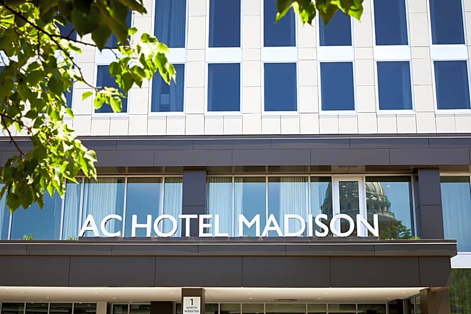 AC Hotel by Marriott Madison Downtown