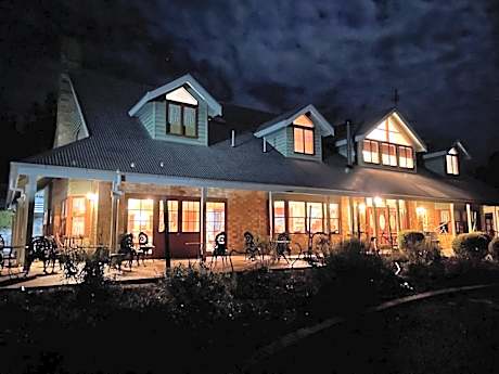Girraween Country Inn