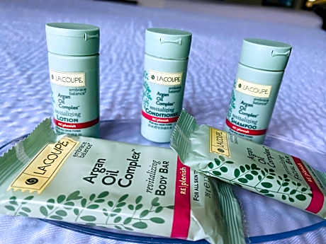 King Room with Bath Tub - Disability Access/Non-Smoking