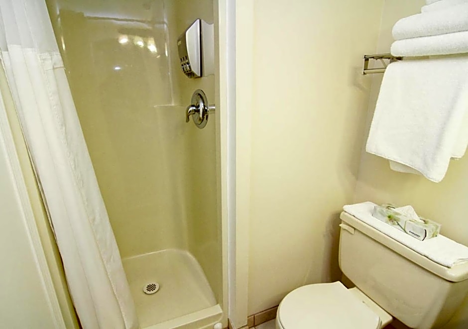 Heron's Landing Hotel