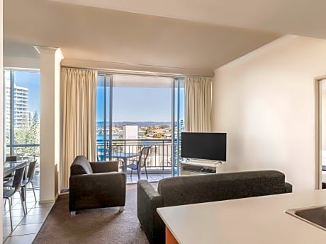 3 Bedroom 2 Bathroom Ocean View