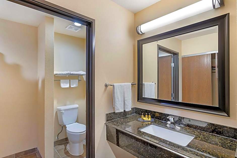 Best Western Plus Goliad Inn & Suites
