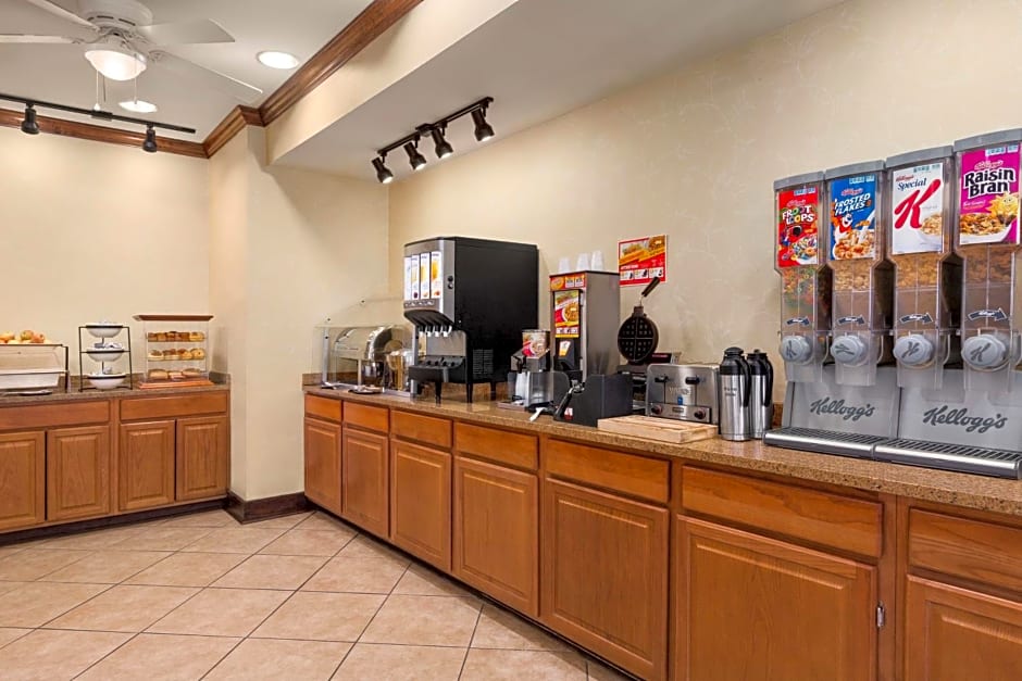 Country Inn & Suites by Radisson, Savannah I-95 North